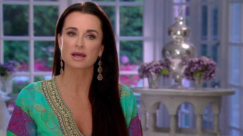 The Real Housewives of Beverly Hills Season 3 Episode 16 - The Real Housewives of Paris, Part Deux