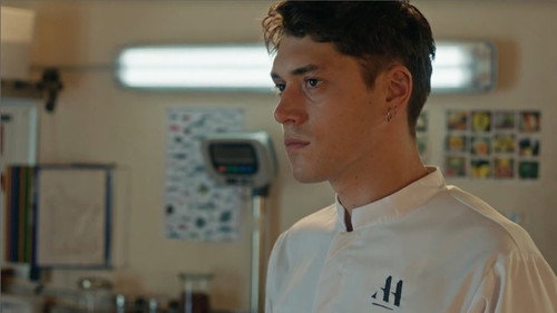 Episode 1236 still