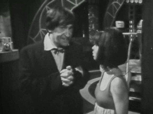 Doctor Who Season 6 Episode 4 - The Dominators (4)