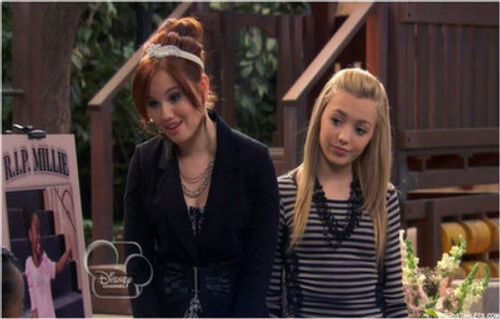 Jessie Season 1 Episode 26 - The Secret Life of Mr. Kipling
