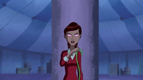 Ben 10: Ultimate Alien Season 1 Episode 3 - Hit 'Em Where They Live