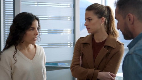 Episode 1912 still