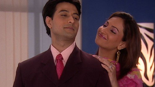 Gulmohar Prepares For Armaan's Engagement Party still