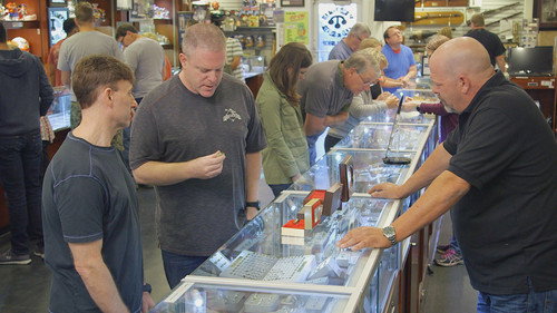 Pawn Stars Season 15 Episode 29 - Big Fish in a Small Pawn