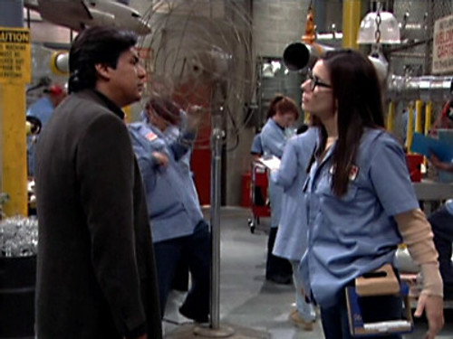 George Lopez Season 2 Episode 6 - No Free Launch