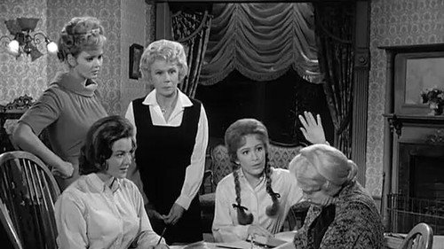 Petticoat Junction Season 1 Episode 37 - Kate Flat on Her Back