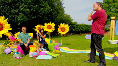 Show Me Show Me Season 5 Episode 7 - Flutes and Fluttering
