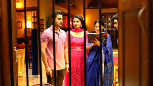 Rashi Disregards Pushpa still