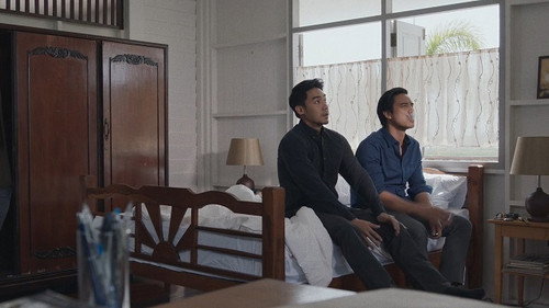 Sleepless Society: Two Pillows & A Lost Soul Season 1 Episode 5 - Episode 5