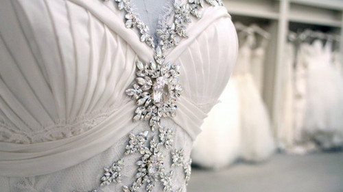 Say Yes to the Dress Season 3 Episode 11 - Getting in the Spirit