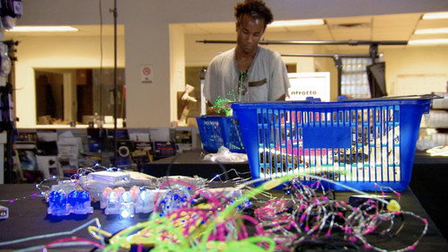 Project Runway All Stars Season 1 Episode 9 - When I Get My Dress In Lights