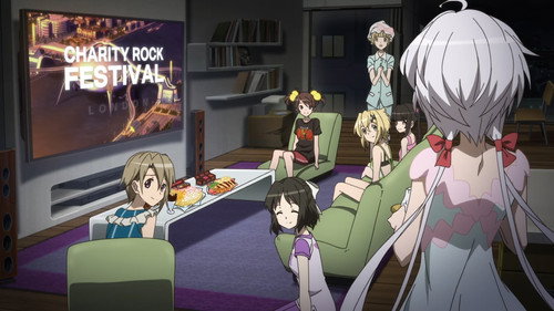 Superb Song of the Valkyries: Symphogear Season 3 Episode 1 - Murderer of Miracles