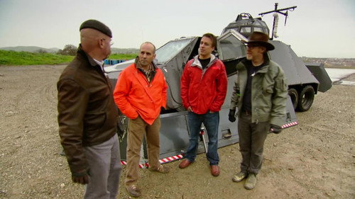 MythBusters Season 8 Episode 13 - Storm Chasing Myths
