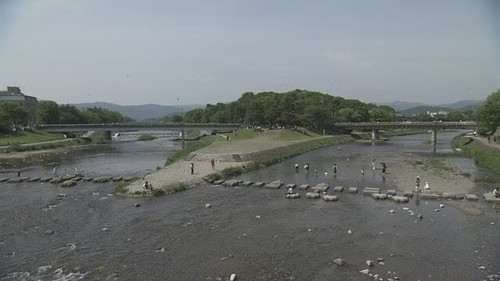 Document 72 Hours Season 7 Episode 20 - Kyoto's Kamo River Delta
