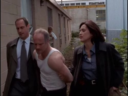 Law & Order: Special Victims Unit Season 1 Episode 11 - Bad Blood