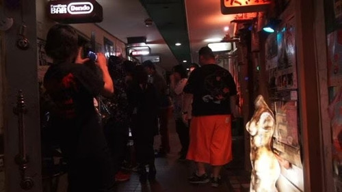 Osaka Minami, Midnight Underground Tenement still