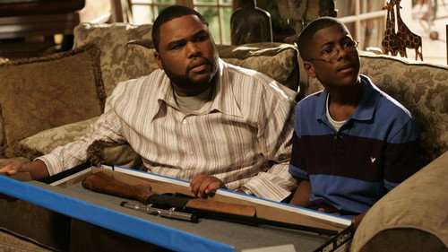 The Bernie Mac Show Season 5 Episode 8 - Pop Pop Goes the Weasel