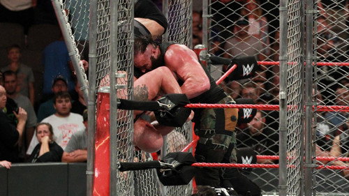Raw Season 25 Episode 36 - September 4, 2017 (Omaha, NE)
