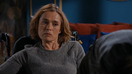 Episode 320 still