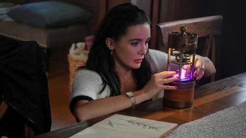 Nancy Drew Season 3 Episode 7 - The Gambit of the Tangled Souls