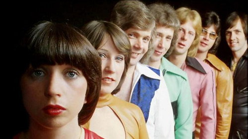 Top of the Pops Season 17 Episode 13 - Episode 13