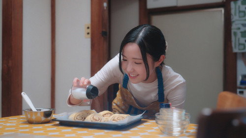 Diary of a Girl in love with Scandanavia Season 1 Episode 1 - Late night cinammon rolls