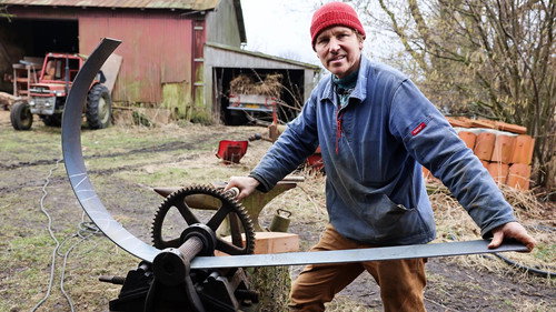 Frank & Kastaniegaarden Season 31 Episode 6 - Episode 6