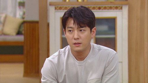 I'm Jandi's mother Lee Seonju. still