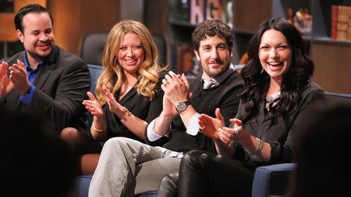 Hollywood Game Night Season 2 Episode 16 - Game Night: Behind Bars