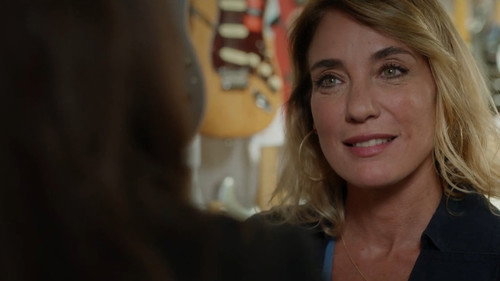 Episode 1057 still