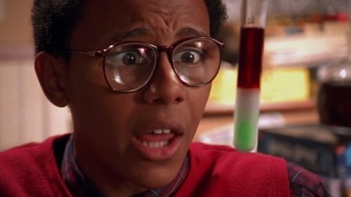 Malcolm in the Middle Season 5 Episode 19 - Experiment