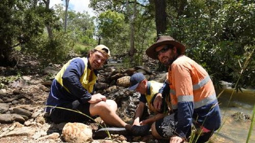 Gold Rush in Australia Season 4 Episode 5 - The Underwater Gold Sucker