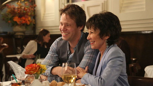 The Mindy Project Season 3 Episode 9 - How to Lose a Mom in Ten Days