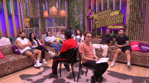 Convivencia en familia still