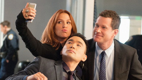 Unforgettable Season 3 Episode 9 - Admissions