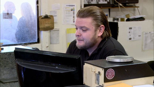 Pawn Stars Season 9 Episode 19 - Field Trip
