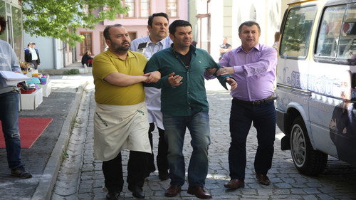 Hangimiz Sevmedik Season 1 Episode 5 - Episode 5