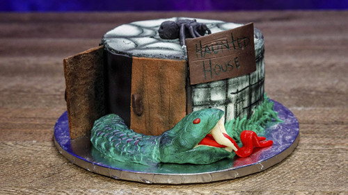 Halloween Baking Championship Season 6 Episode 1 - House of Haunts