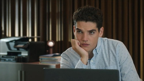 Episode 1282 still