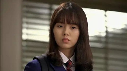 The Suspicious Housekeeper Season 1 Episode 4 - Episode 4