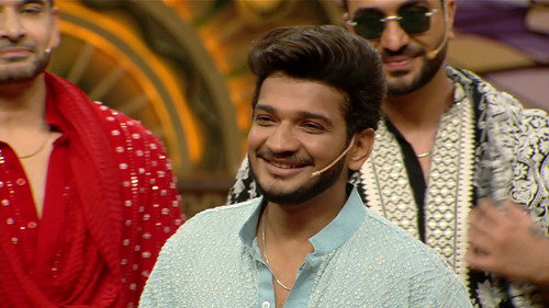 Laughter Chefs Unlimited Entertainment Season 1 Episode 35 - Munawar lights up the stage!