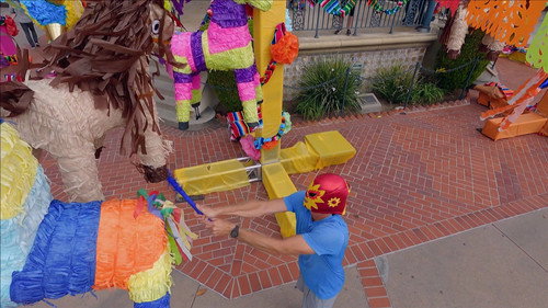The Amazing Race Season 33 Episode 11 - In the Hands of the Amazing Race Gods