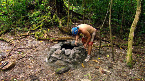 Survivor Season 19 Episode 9 - Tastes Like Chicken