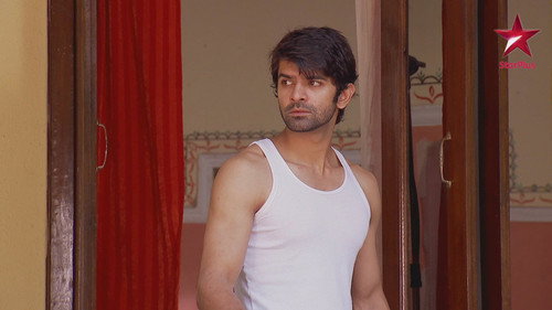 Iss Pyaar Ko Kya Naam Doon? Season 7 Episode 4 - Khushi Challenges Arnav