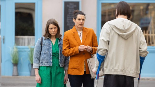 Episode 211 still