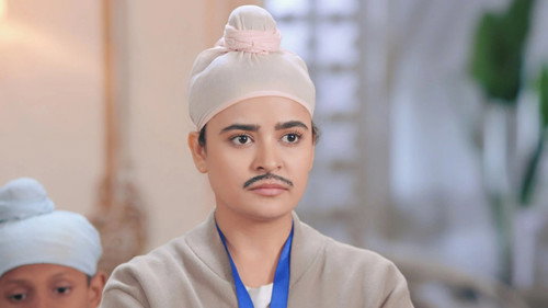 Keerat Comes to Meet Sahiba. still