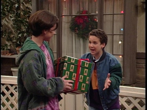 Boy Meets World Season 1 Episode 10 - Santa's Little Helper