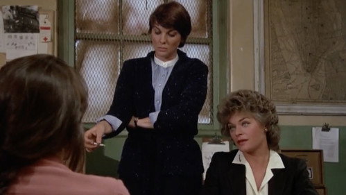 Cagney & Lacey Season 1 Episode 3 - Beyond the Golden Door