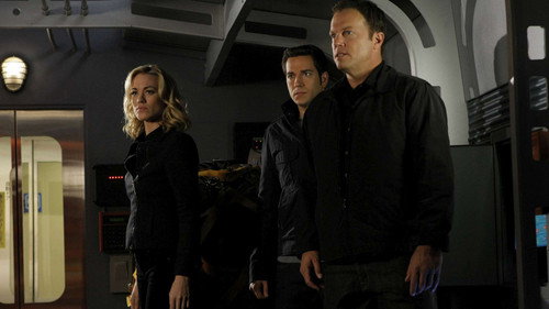 Chuck Season 5 Episode 11 - Chuck Versus the Bullet Train