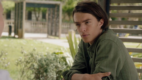 Episode 713 still